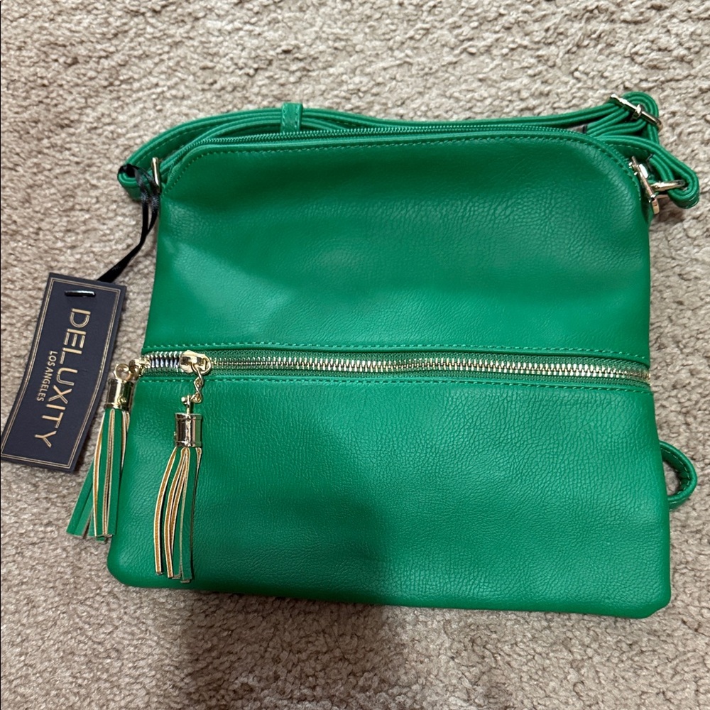 New with tags green crossbody purse